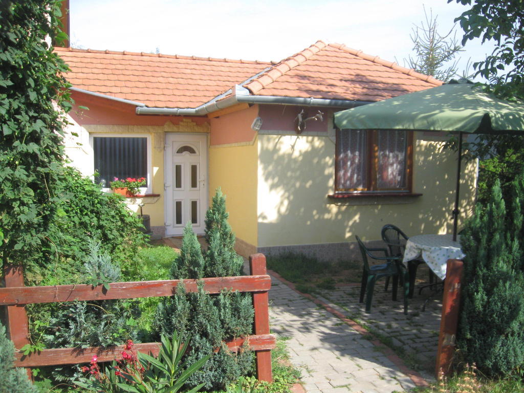 Ferienwohnung Negy Evszak Vendeghaz Lukácsháza Zimmer foto